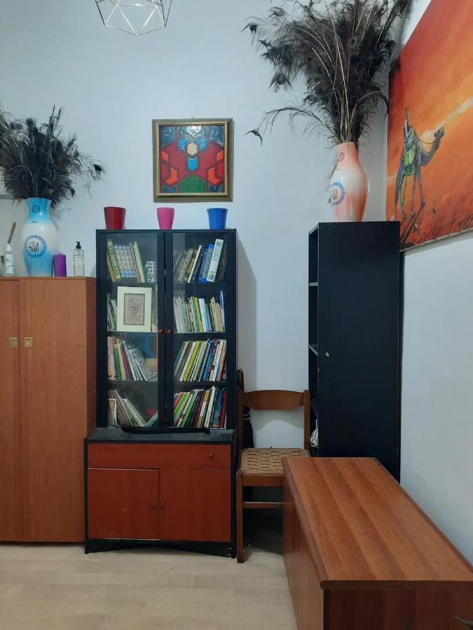 Private Room In A Quiet Apartment In The City Center Milão Exterior foto